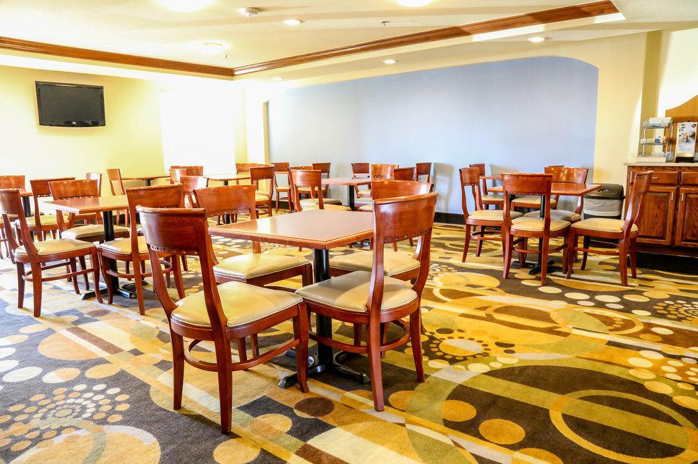 Lucille's Hotel 3*
