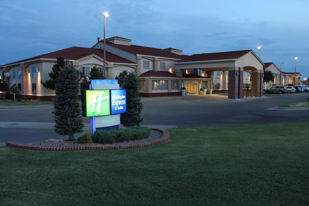Lucille's Hotel
