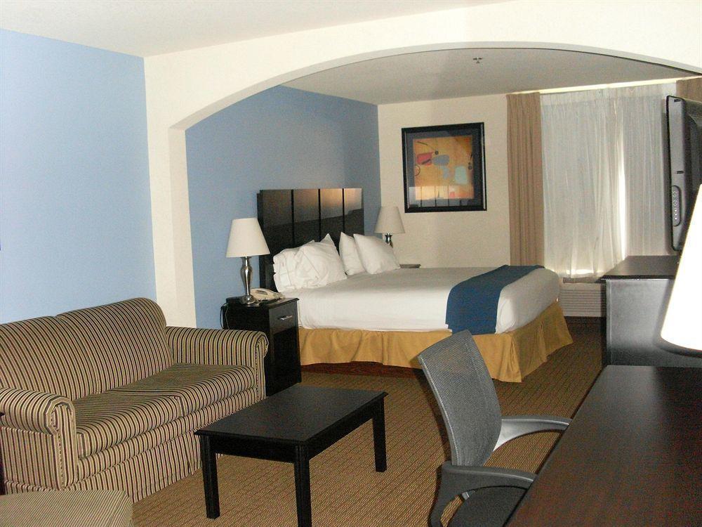 Lucille's 3* Weatherford